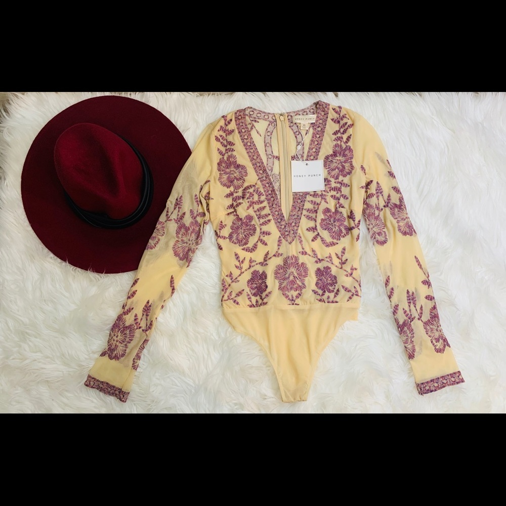 Honey Punch Floral Embroidered Lace bodysuit NWT